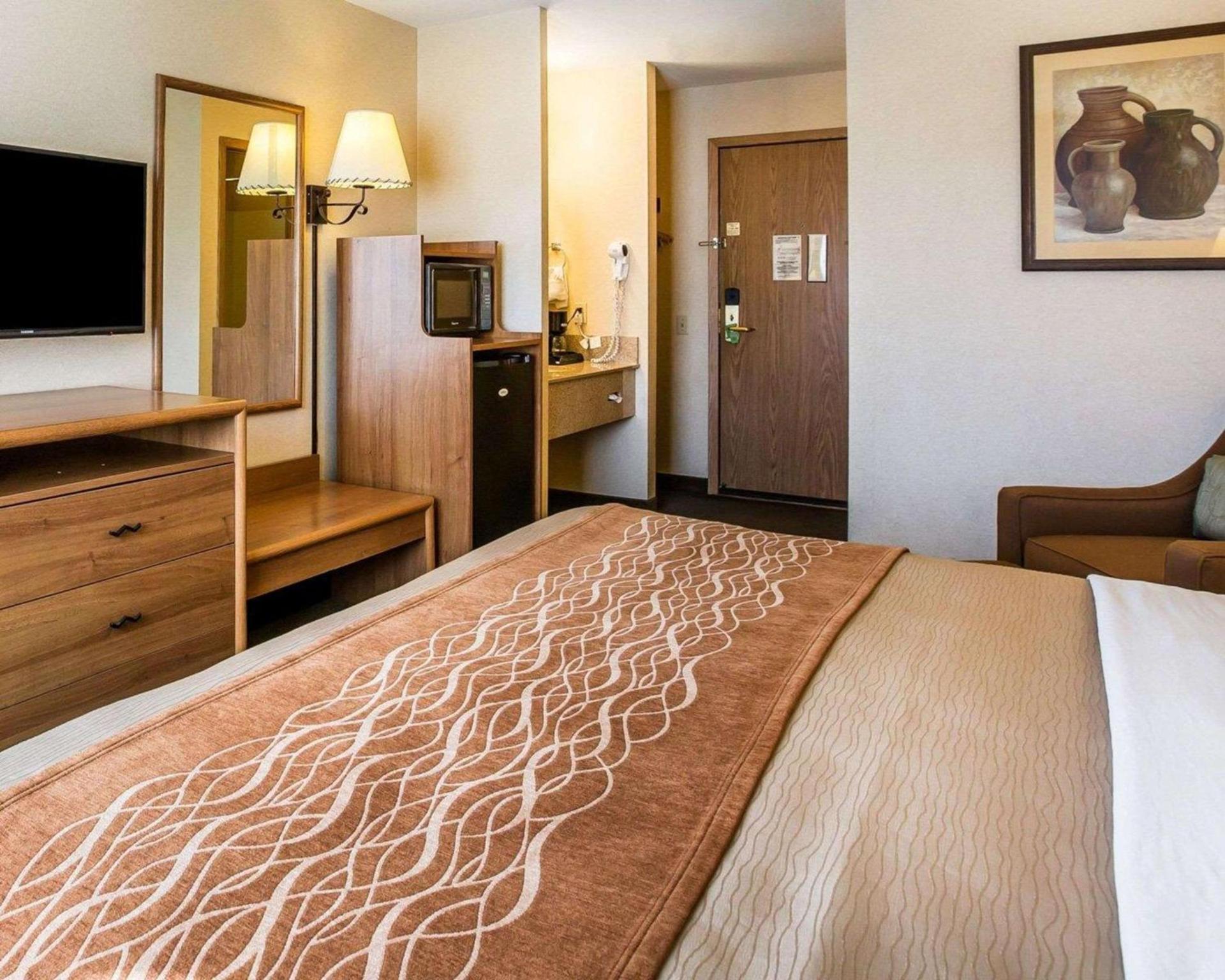 Quality Inn Lone Pine near Mount Whitney photo 13
