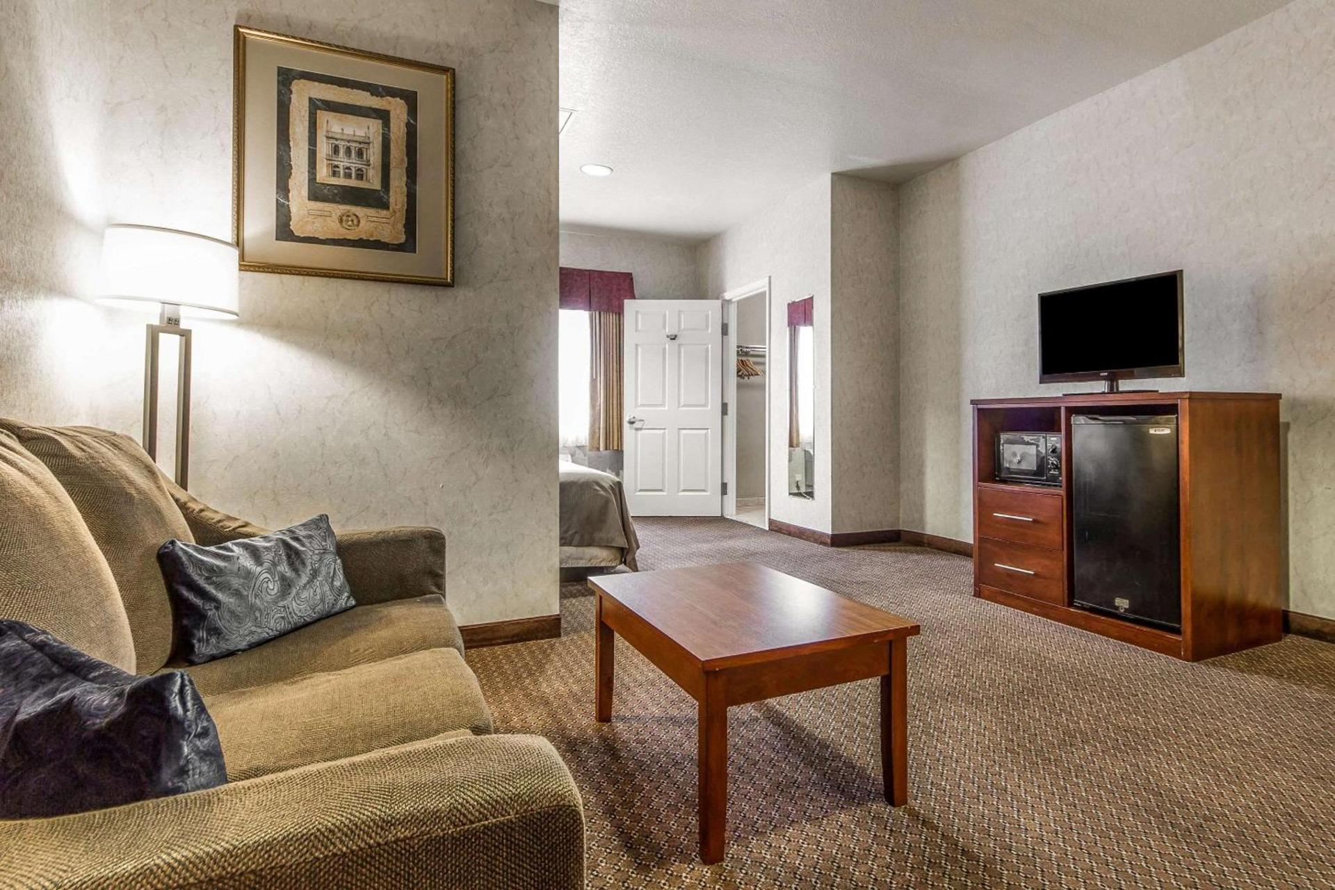 Quality Inn photo 4