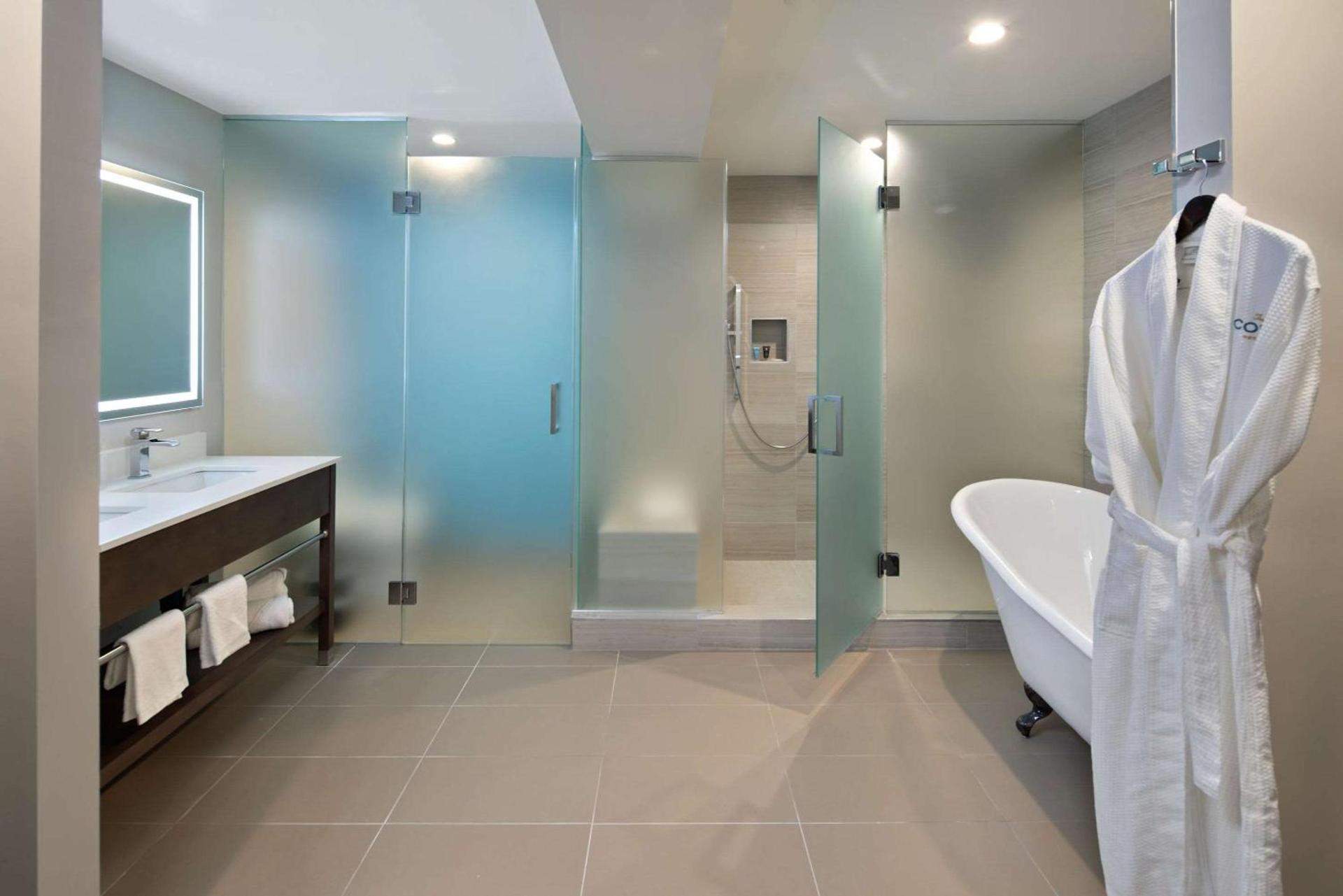 The Cove Hotel photo 5