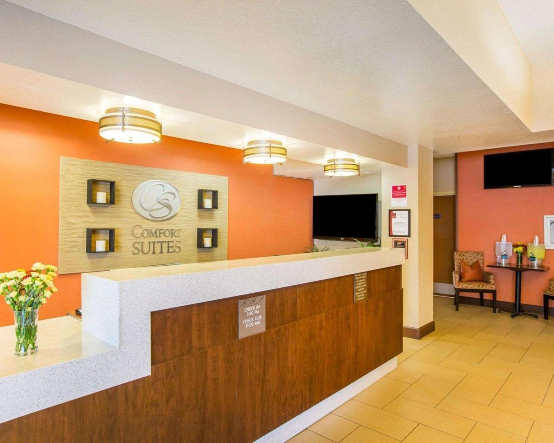 Comfort Suites Clovis - Fresno photo 23