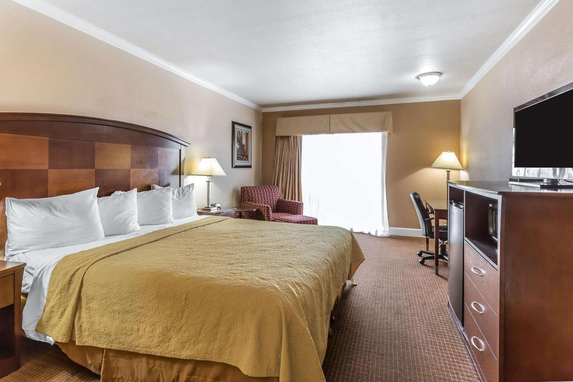 Quality Inn near Hearst Castle photo 14