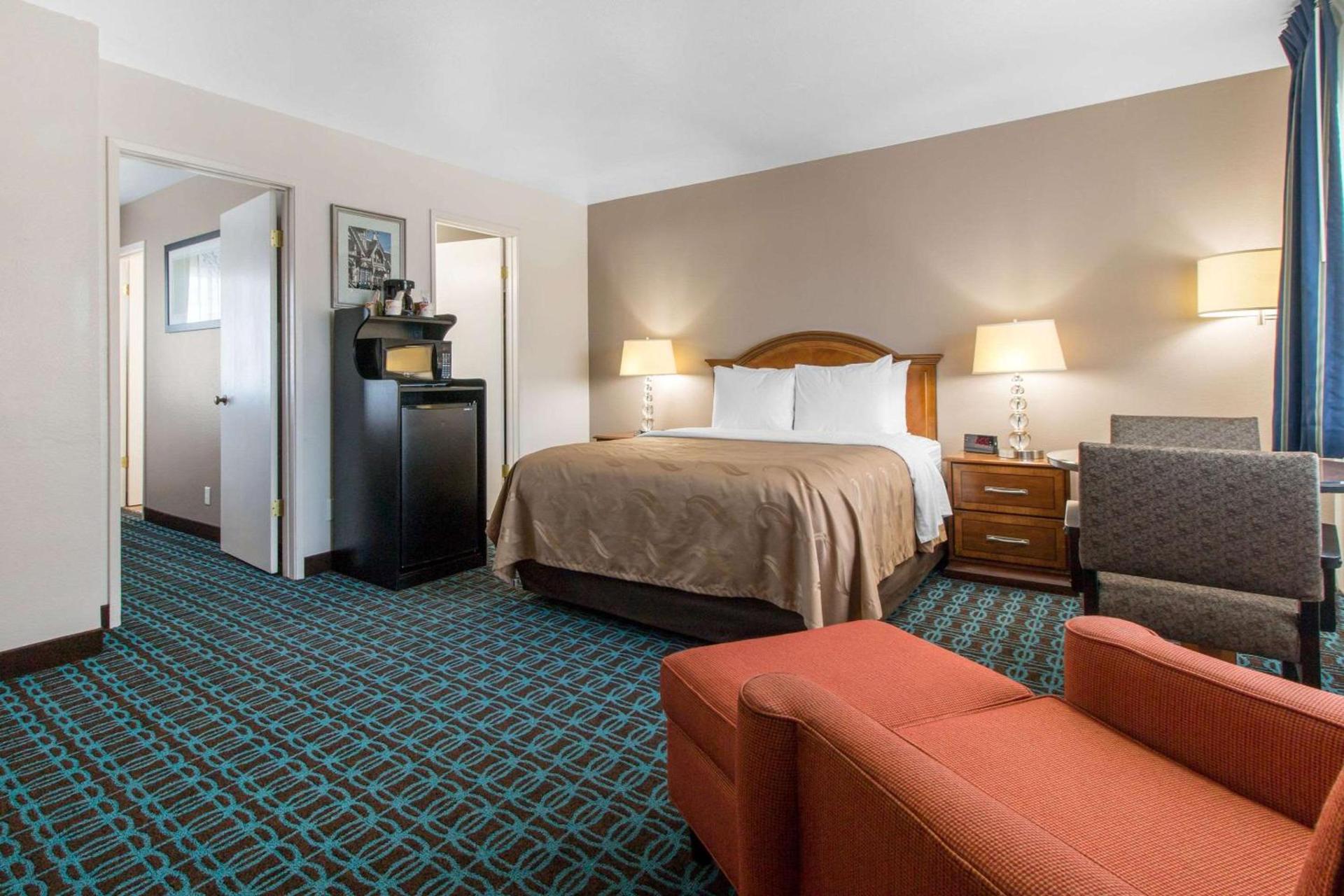 Ramada Bayside Inn & Suites Eureka photo 18