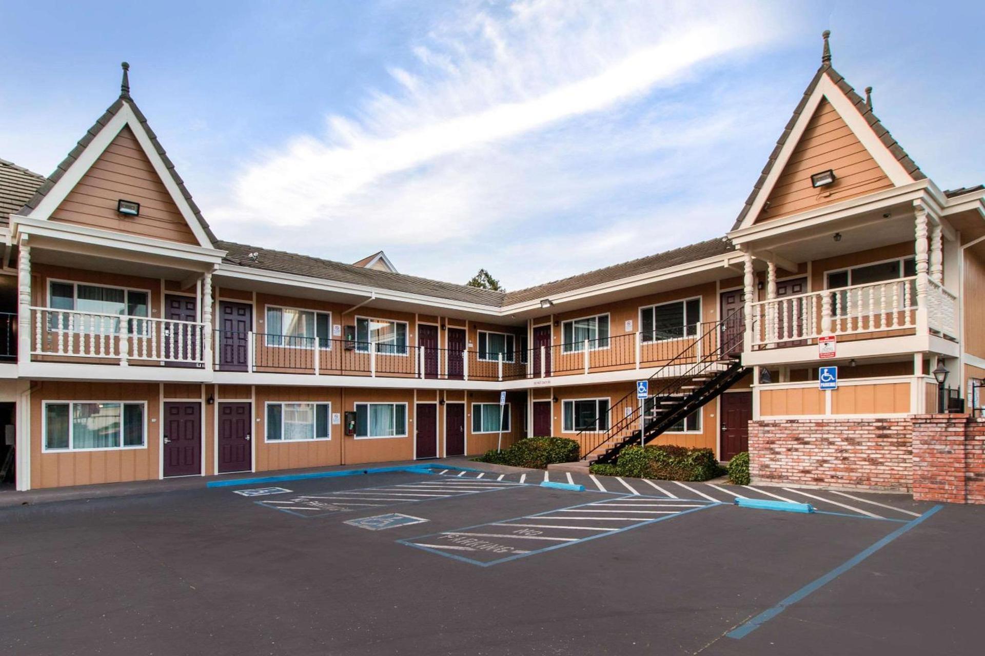 Ramada Bayside Inn & Suites Eureka — hotel in Eureka