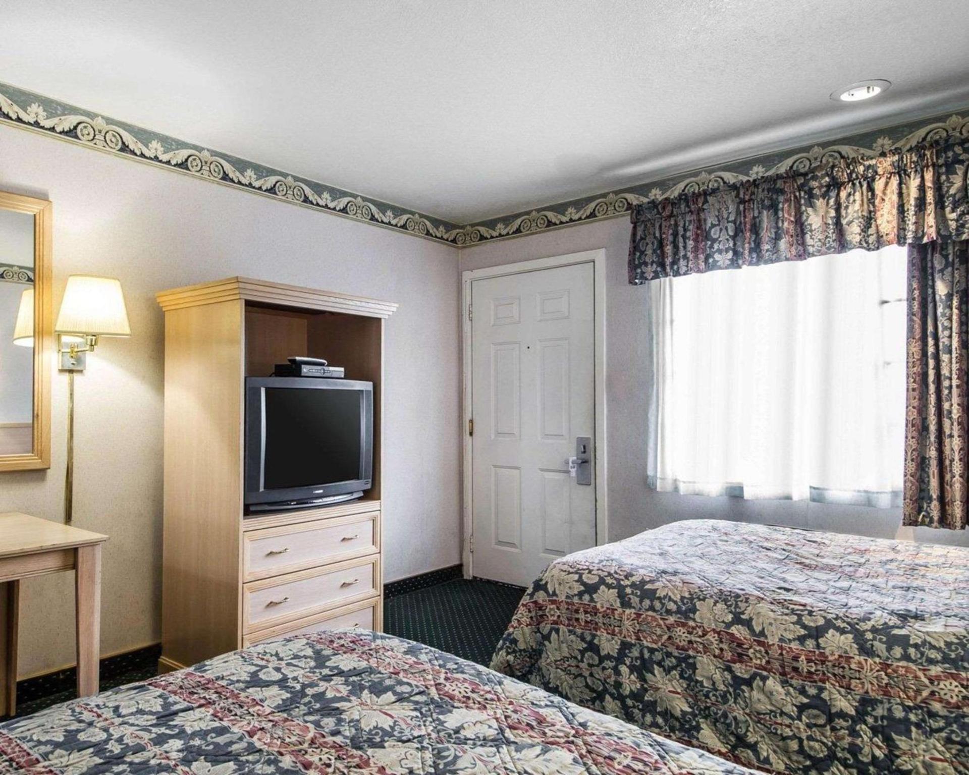 Rodeway Inn Monterey Near Fairgrounds photo 16