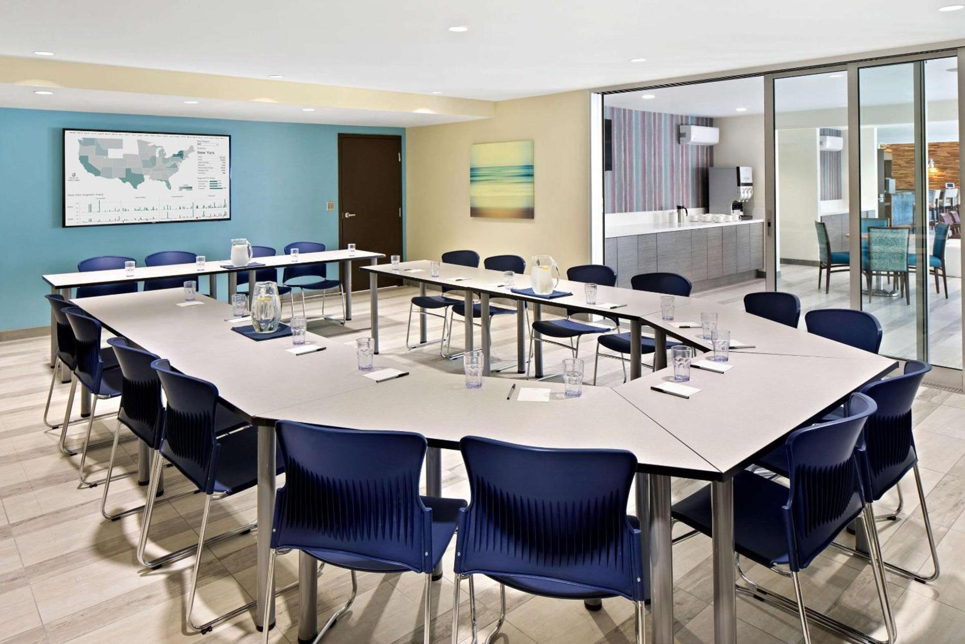 The Cove Hotel photo 7