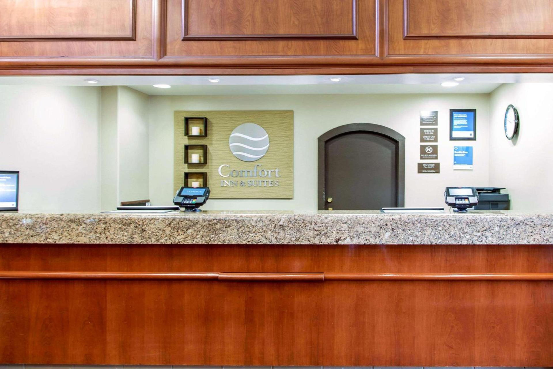 Comfort Inn & Suites San Francisco Airport North photo 5