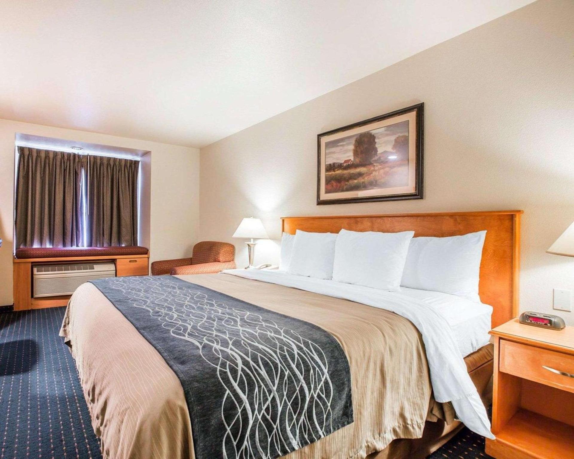 Comfort Inn & Suites Salinas City Center Area photo 10
