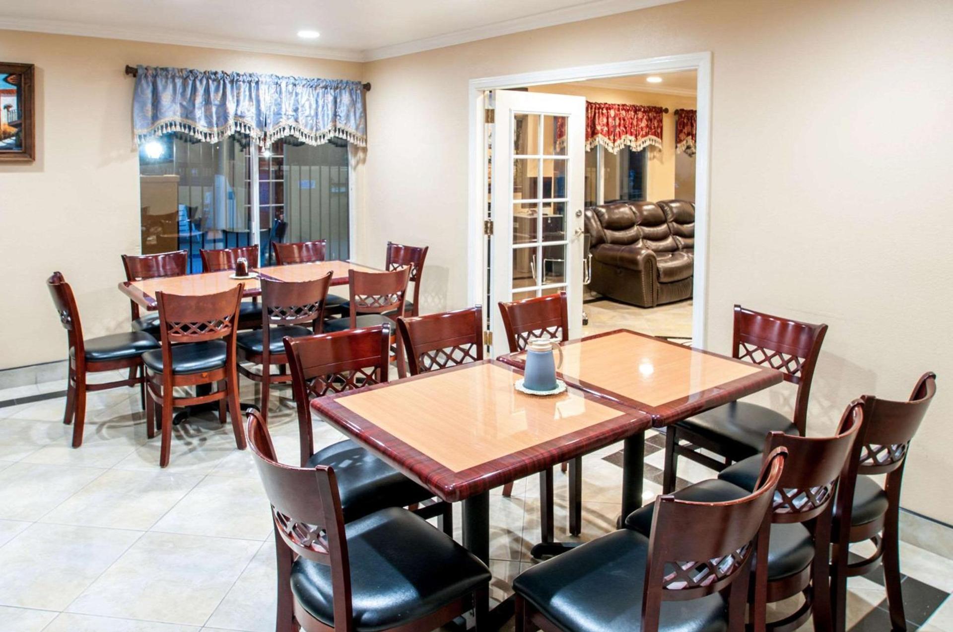 Rodeway Inn San Diego Near SDSU photo 6