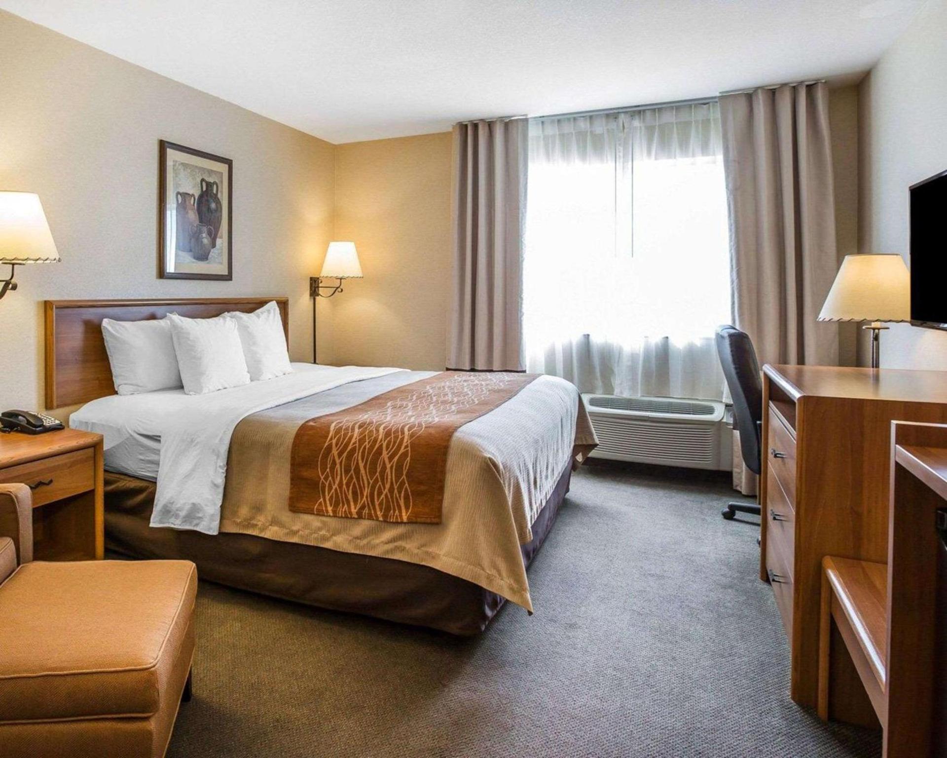 Quality Inn Lone Pine near Mount Whitney photo 17