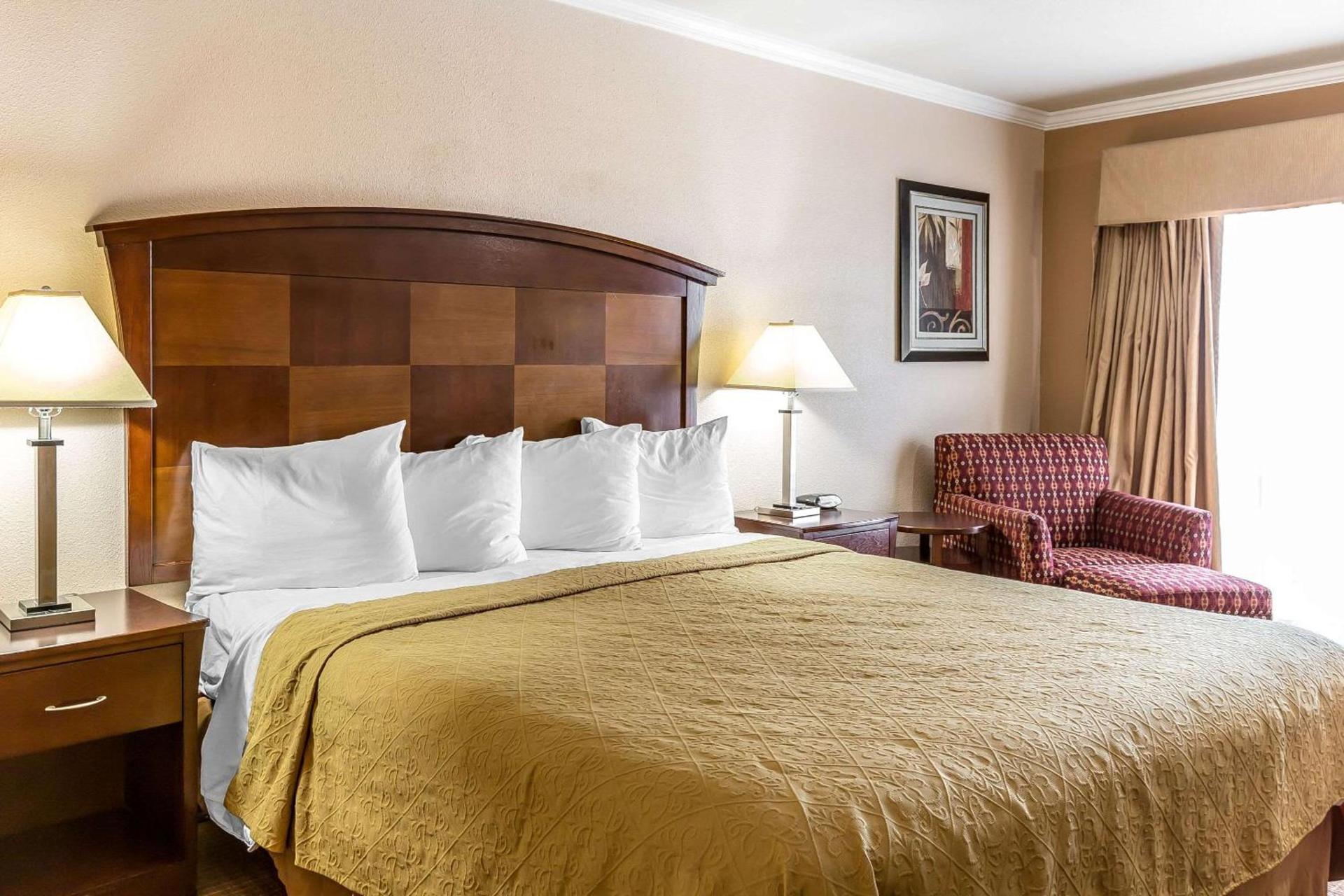 Quality Inn near Hearst Castle photo 11