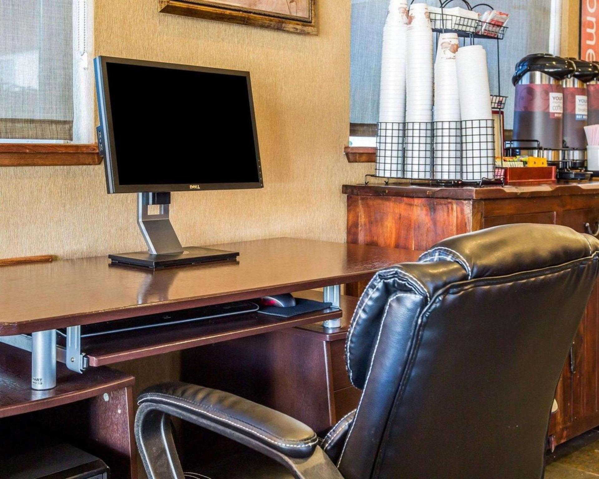 Quality Inn Lone Pine near Mount Whitney photo 16