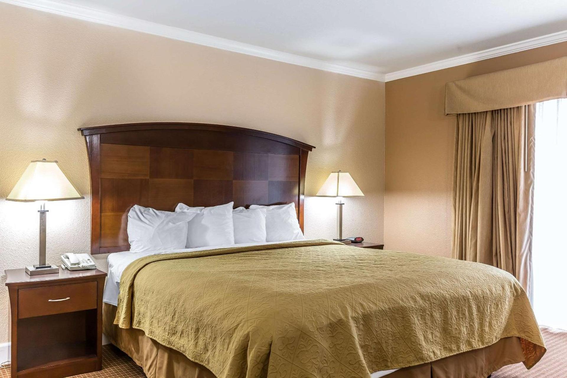 Quality Inn near Hearst Castle photo 25