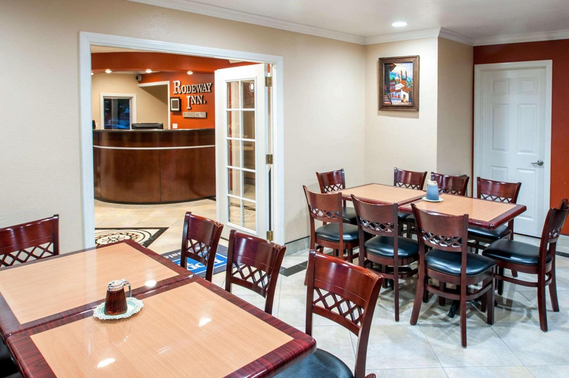 Rodeway Inn San Diego Near SDSU photo 18