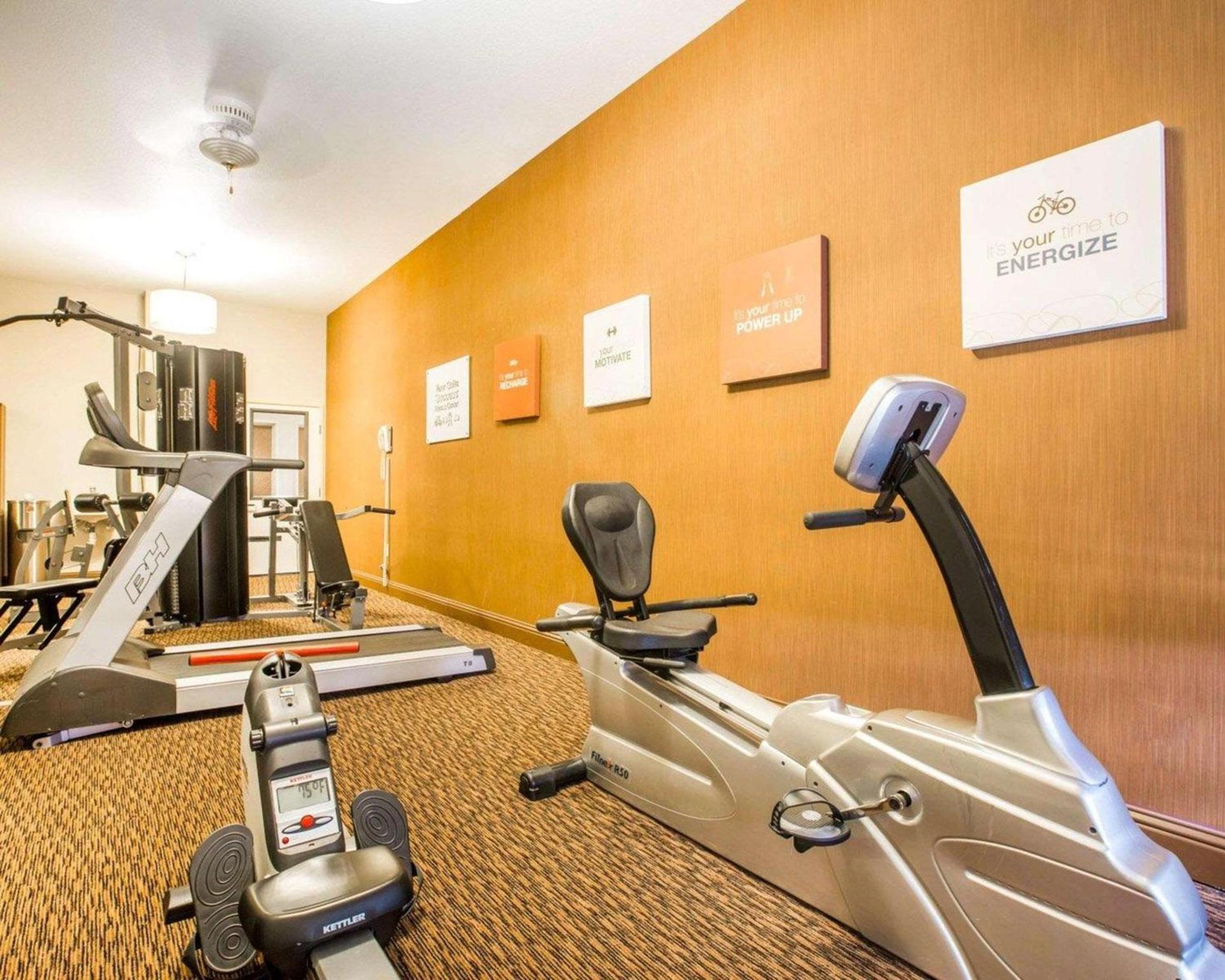 Comfort Suites Clovis - Fresno photo 15