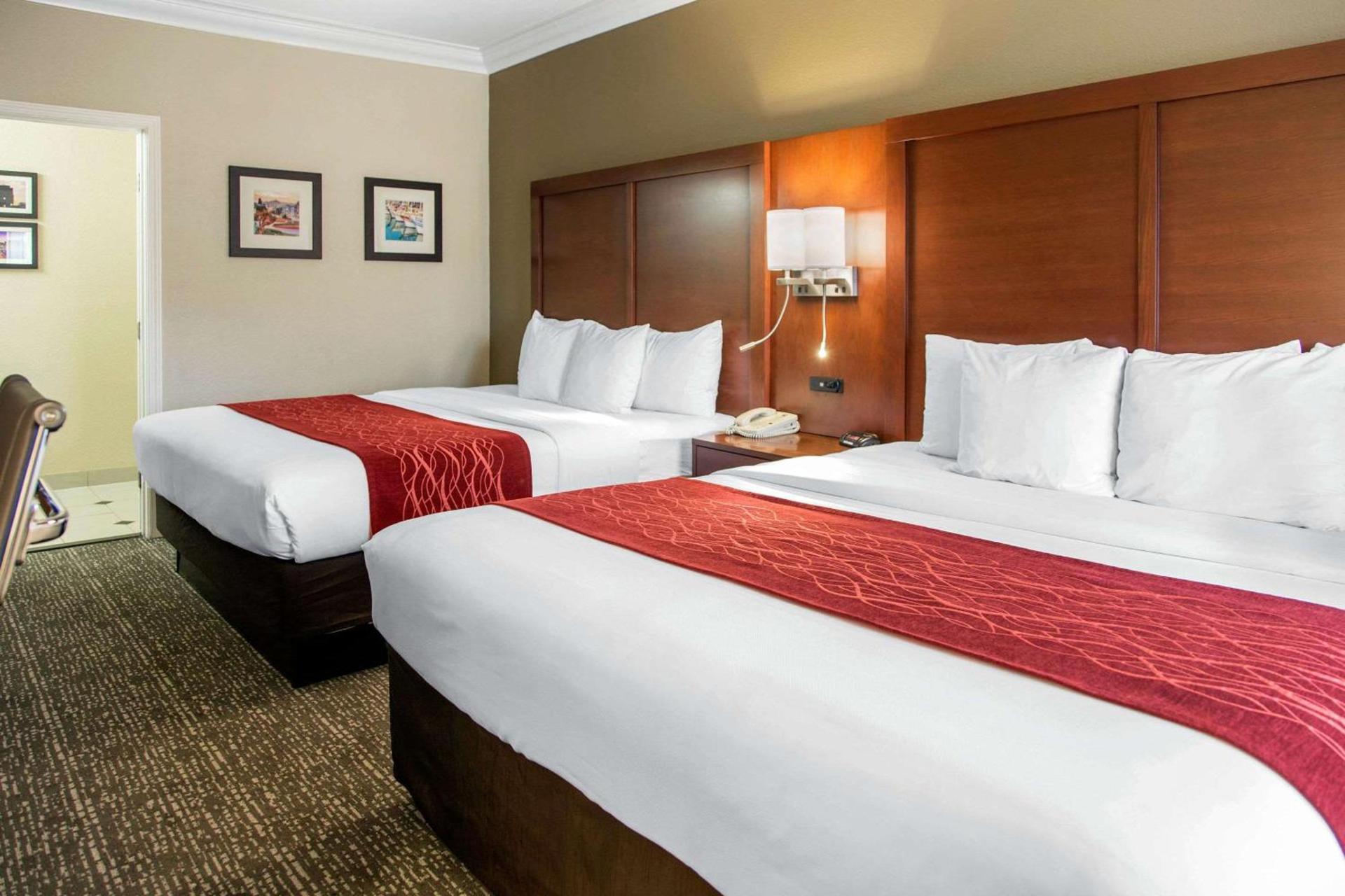 Comfort Inn & Suites San Francisco Airport North photo 8