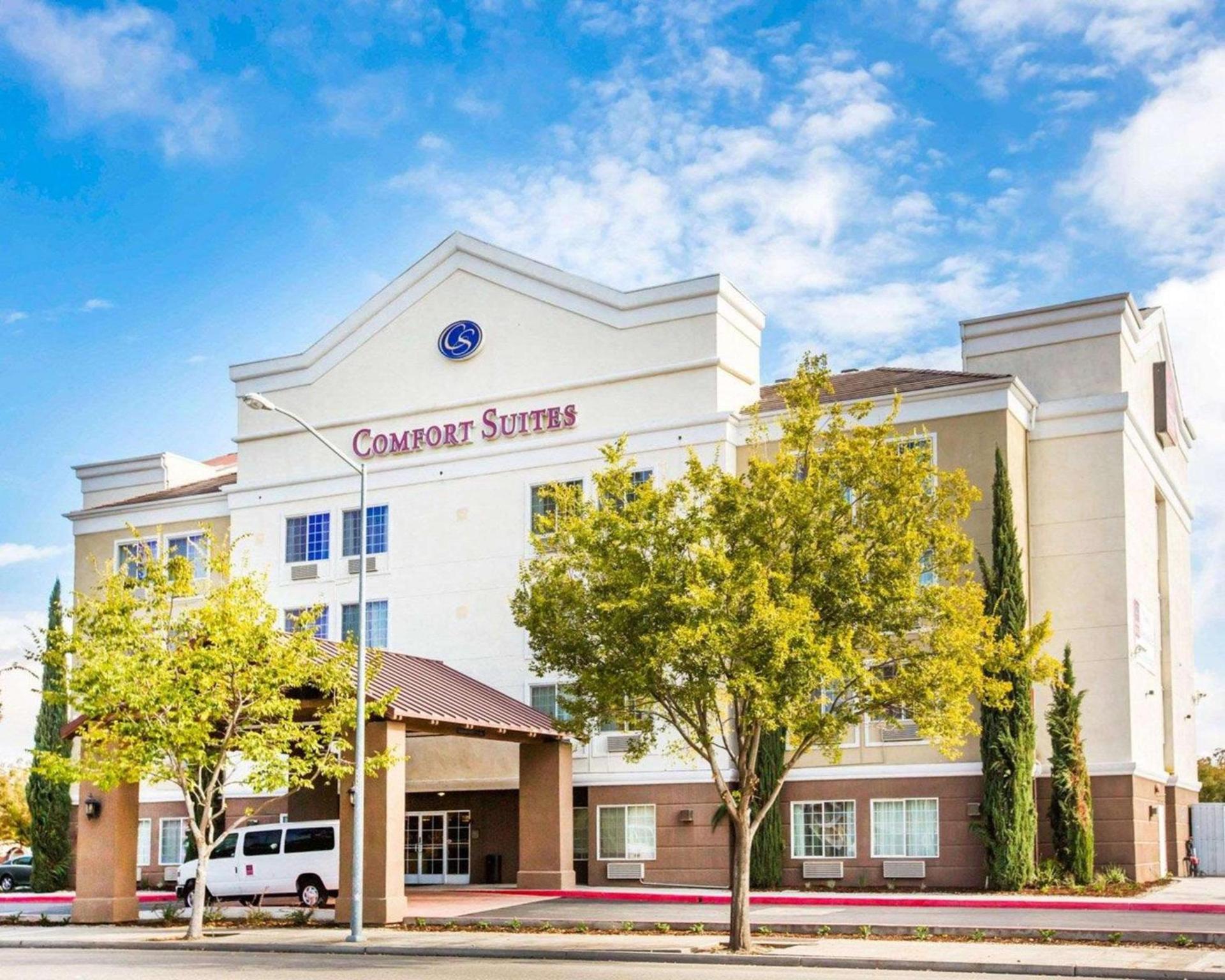 Comfort Suites Clovis - Fresno photo 10