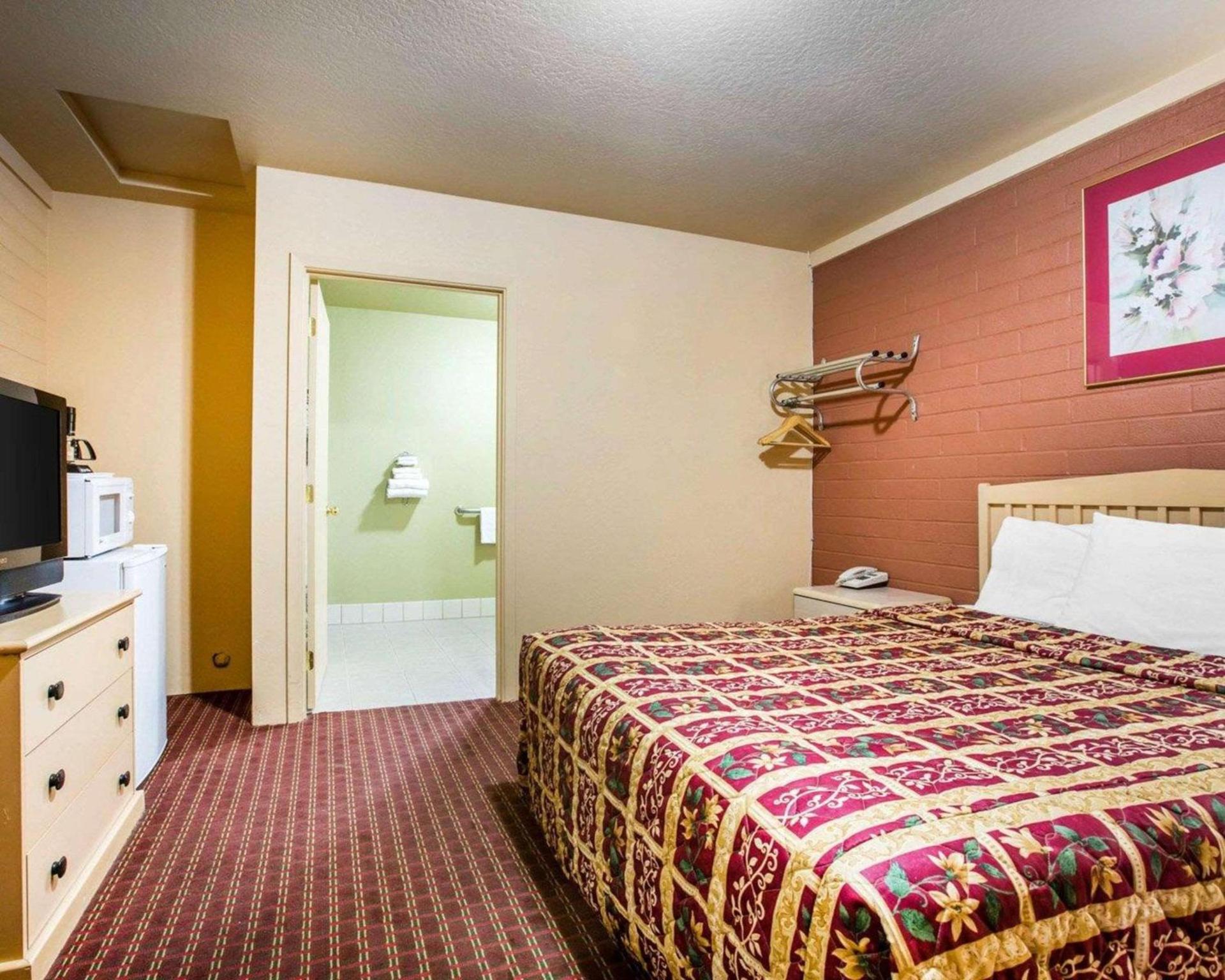 Jefferson Inn photo 15
