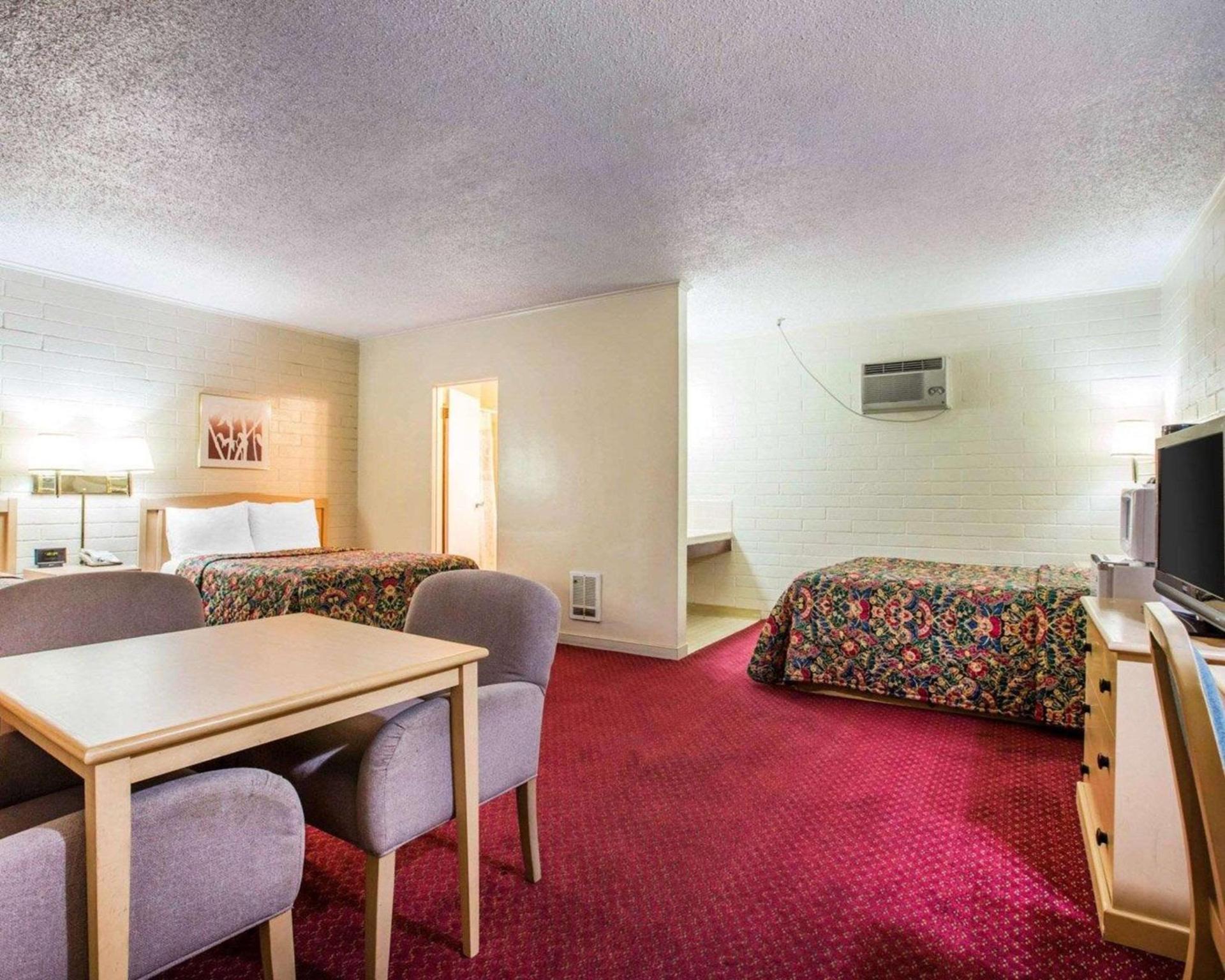 Jefferson Inn photo 4