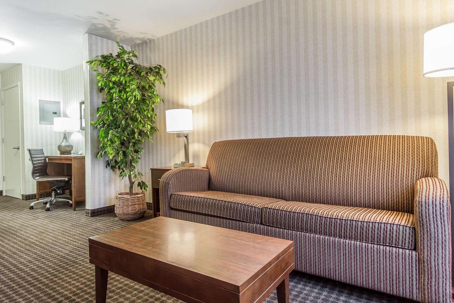 Quality Inn Half Moon Bay-Miramar Beach photo 7