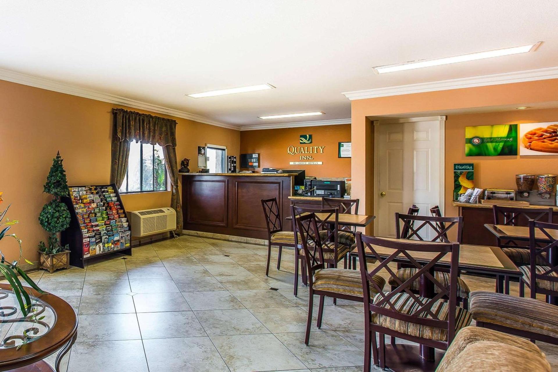 Quality Inn Lake Elsinore I-15 photo 17