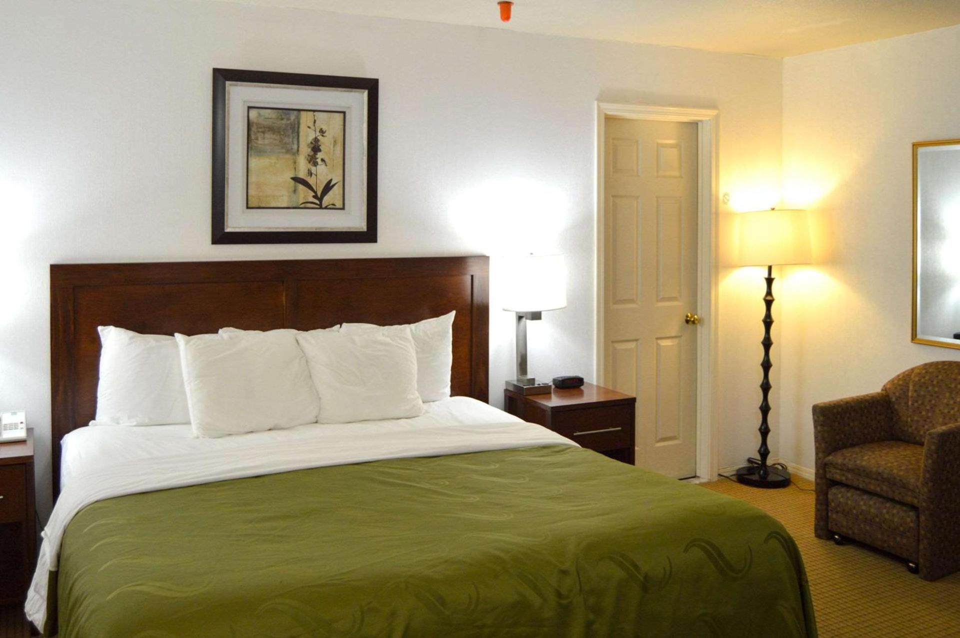 Quality Inn Yosemite Valley Gateway photo 7