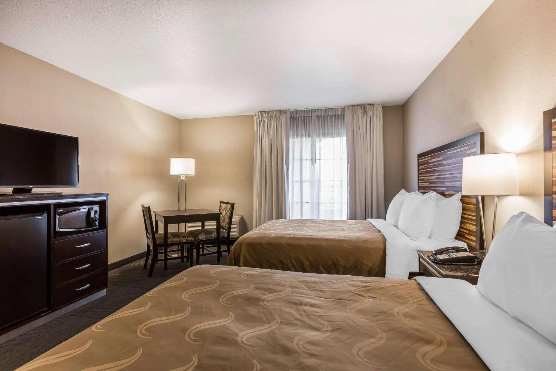 Quality Inn Fallbrook I-15 photo 3