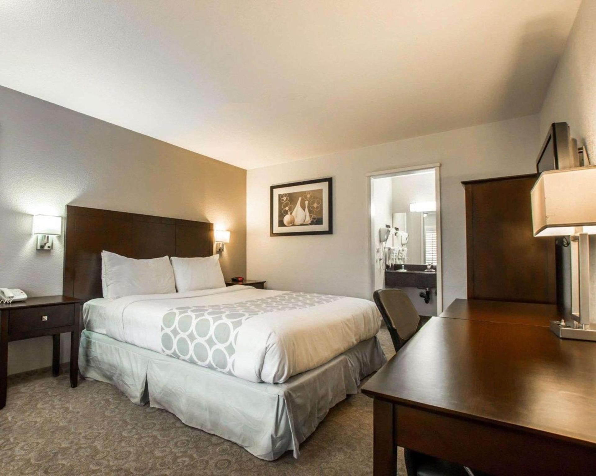 Rodeway Inn Convention Center photo 10