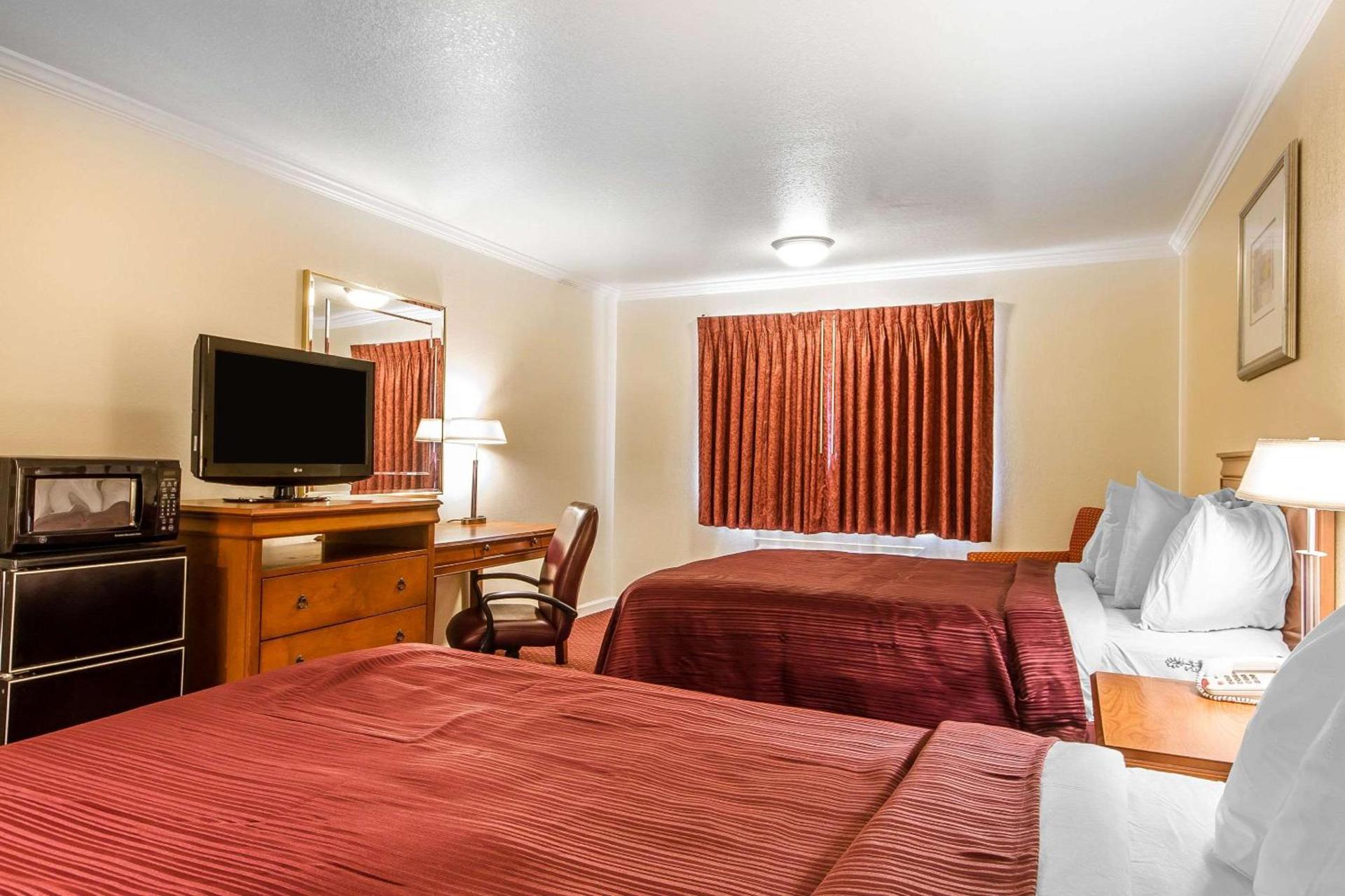 Quality Inn & Suites Gilroy photo 15