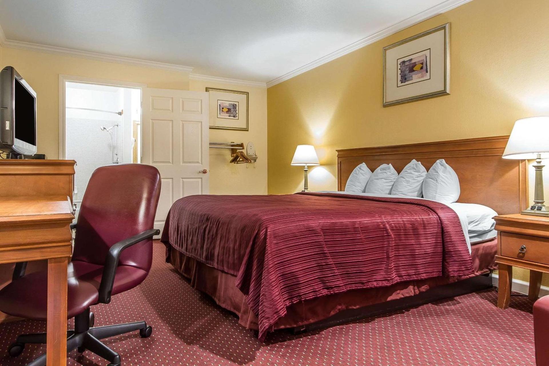 Quality Inn & Suites Gilroy photo 12