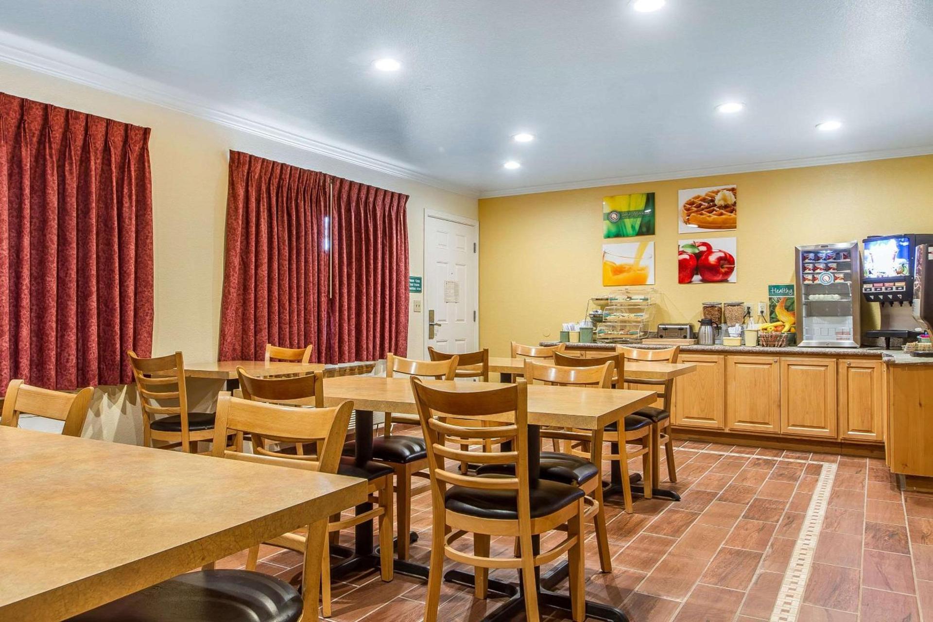Quality Inn & Suites Gilroy photo 39