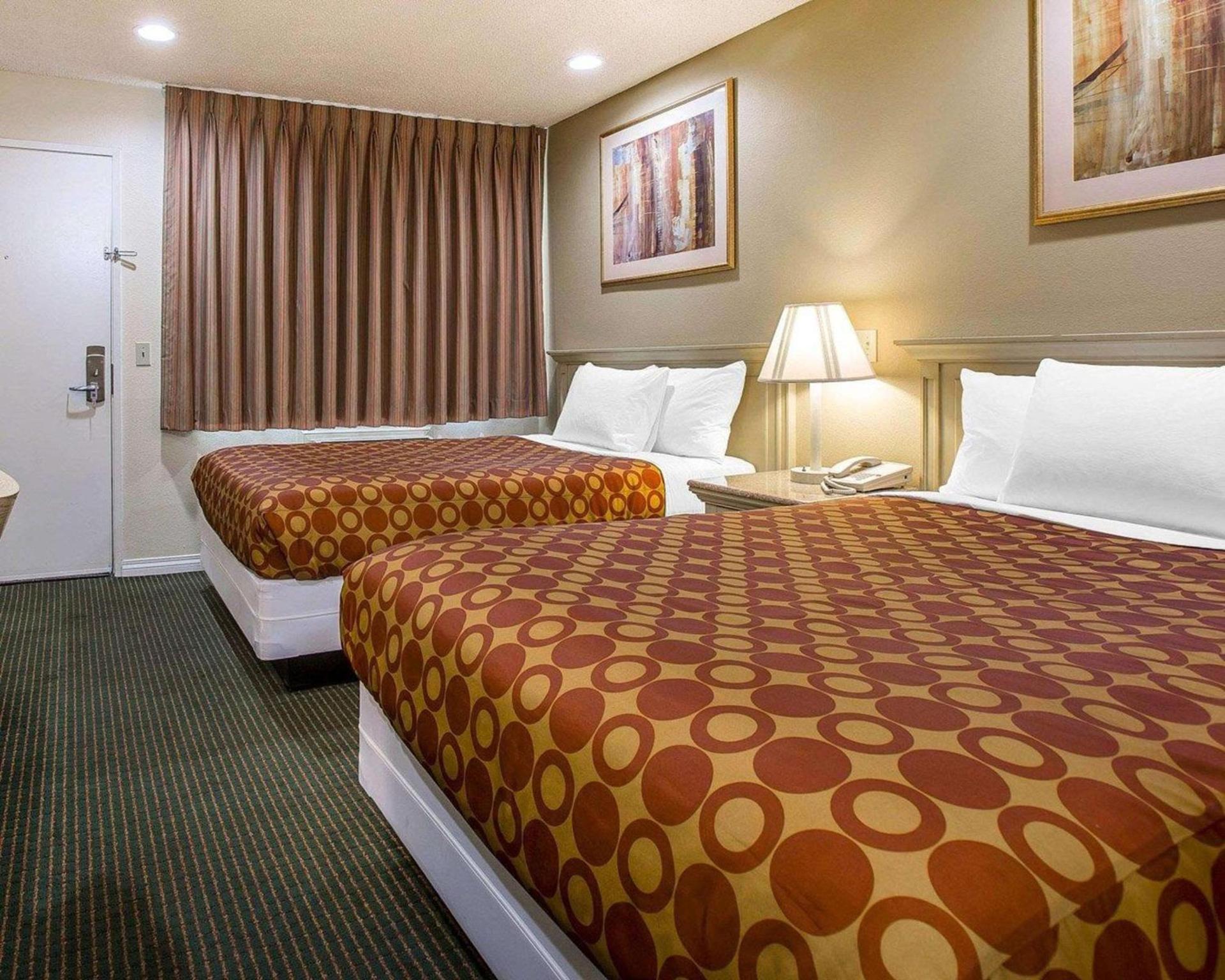 Rodeway Inn Santee San Diego East photo 15