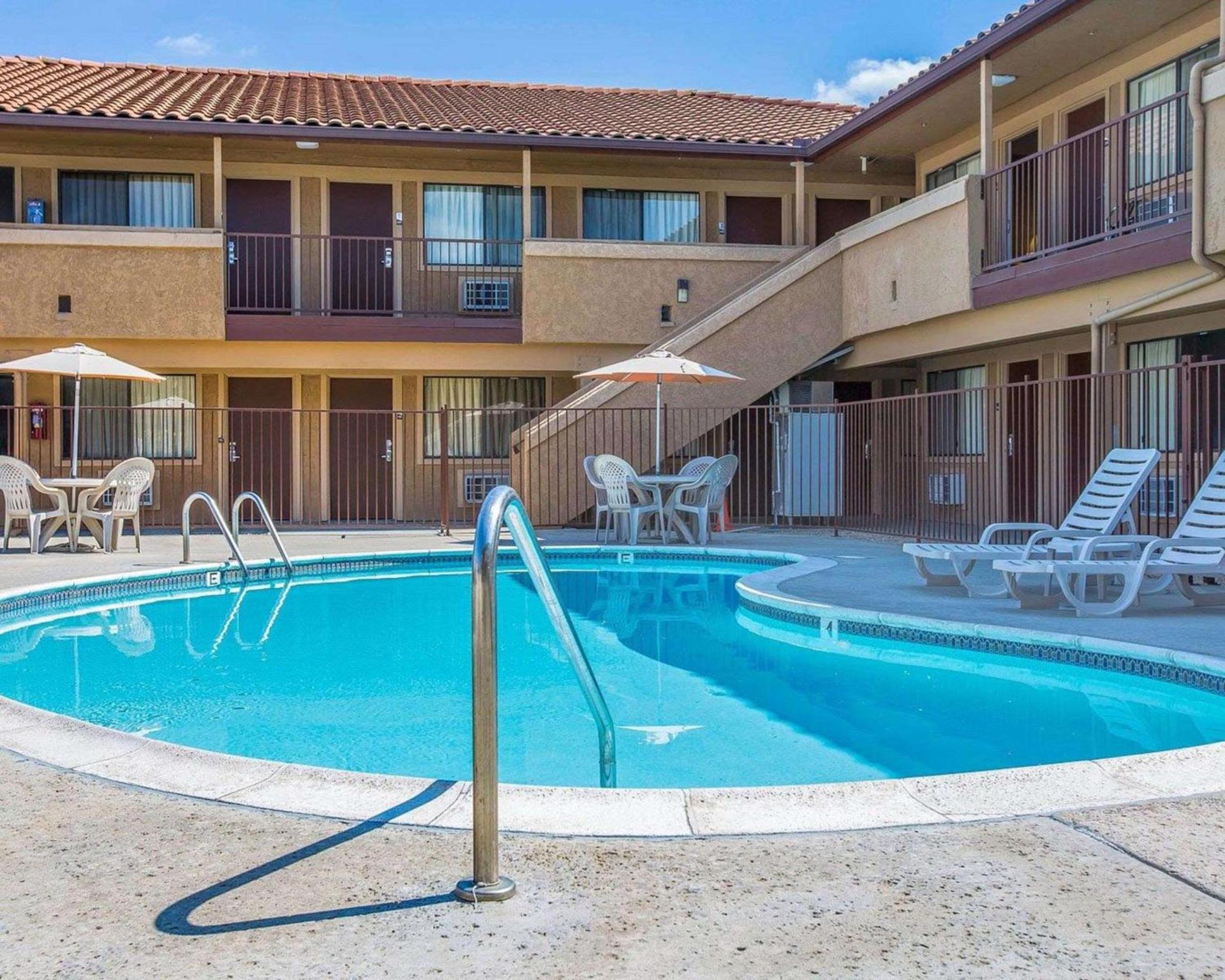 Rodeway Inn Santee San Diego East photo 23