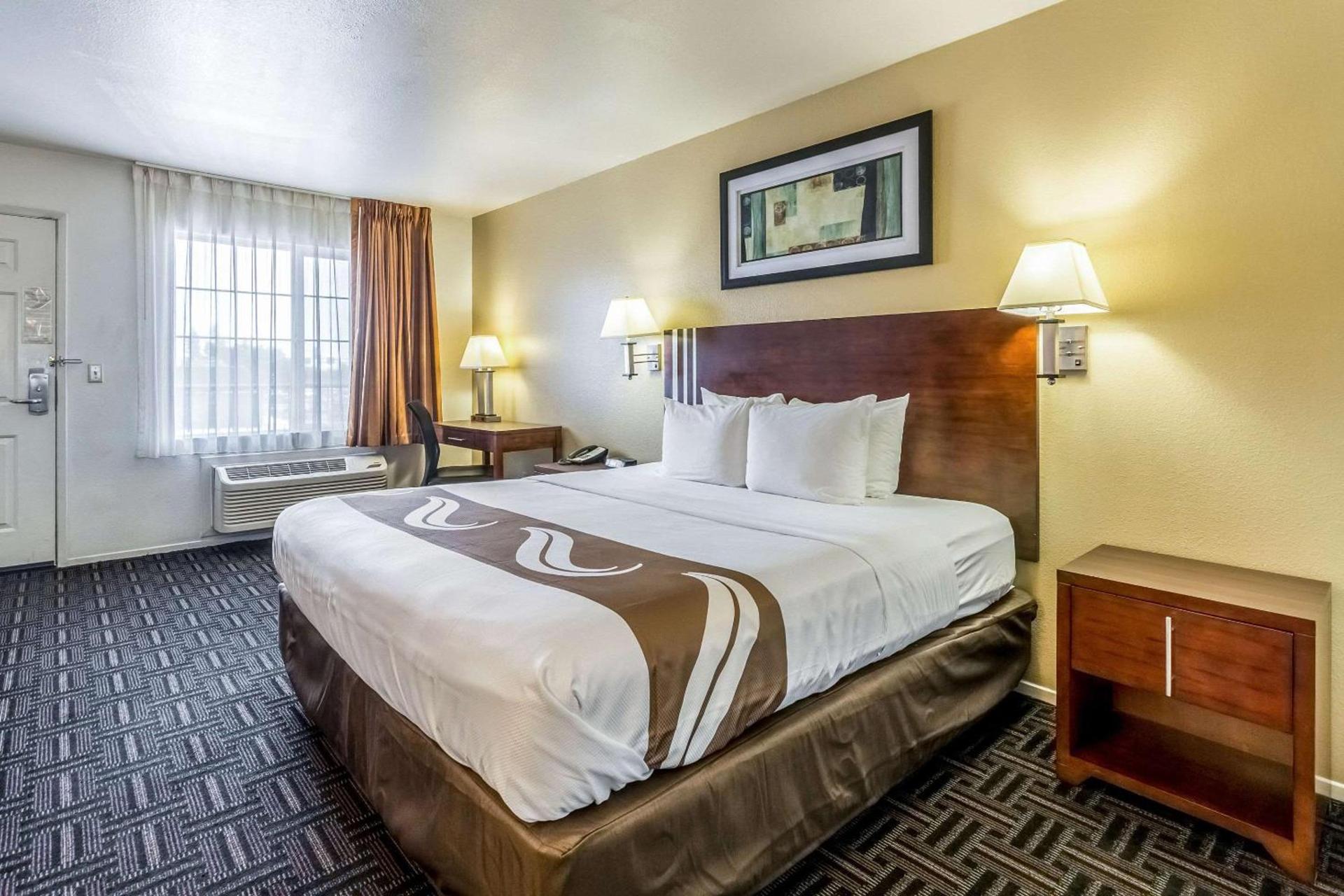 Quality Inn Fresno Near University photo 23