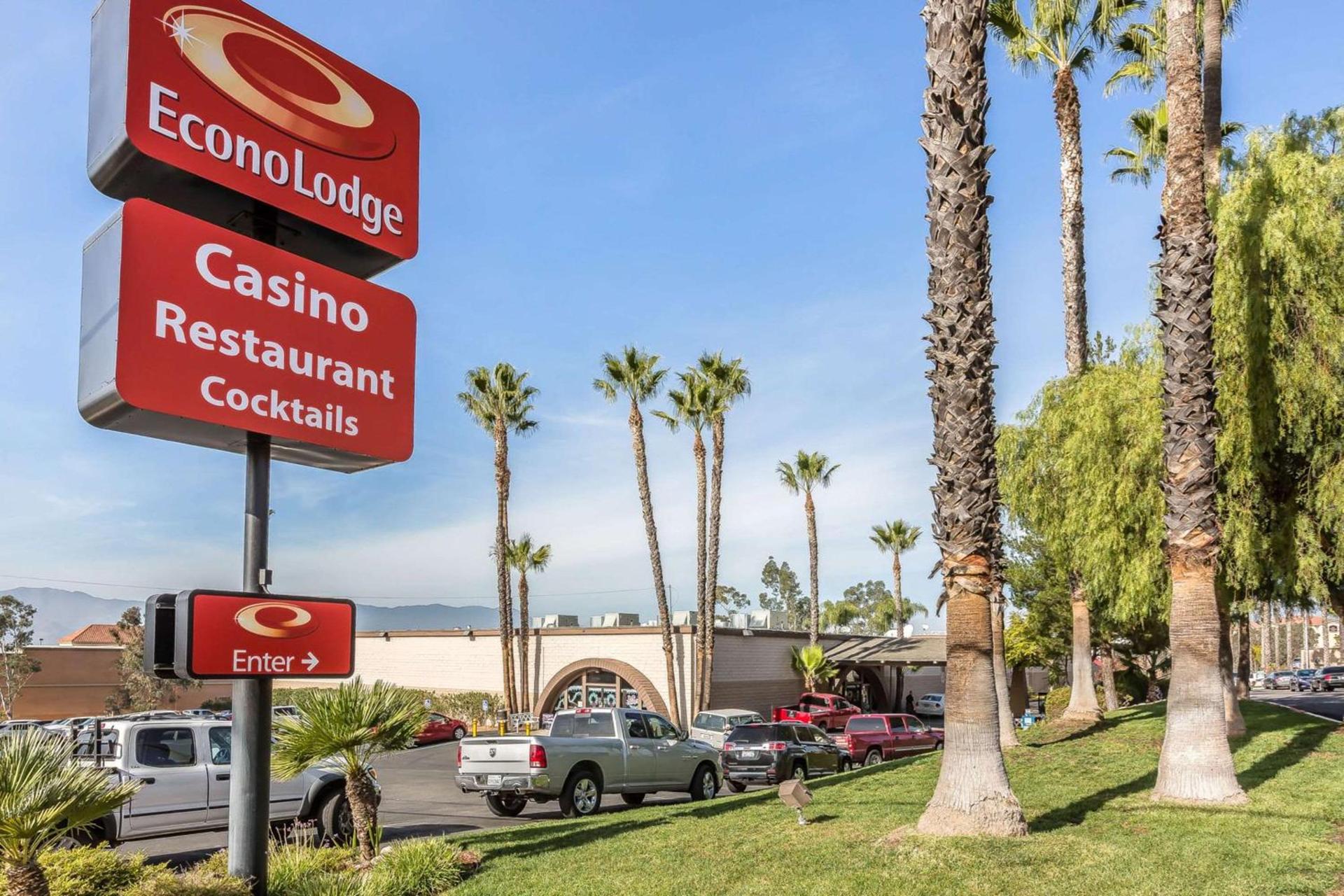 Econo Lodge Lake Elsinore Casino photo 32