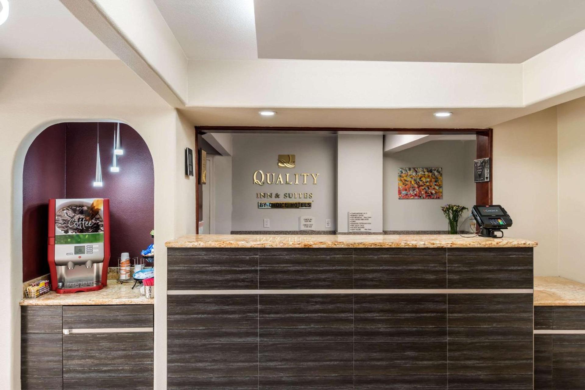 Quality Inn & Suites Capitola By the Sea photo 16