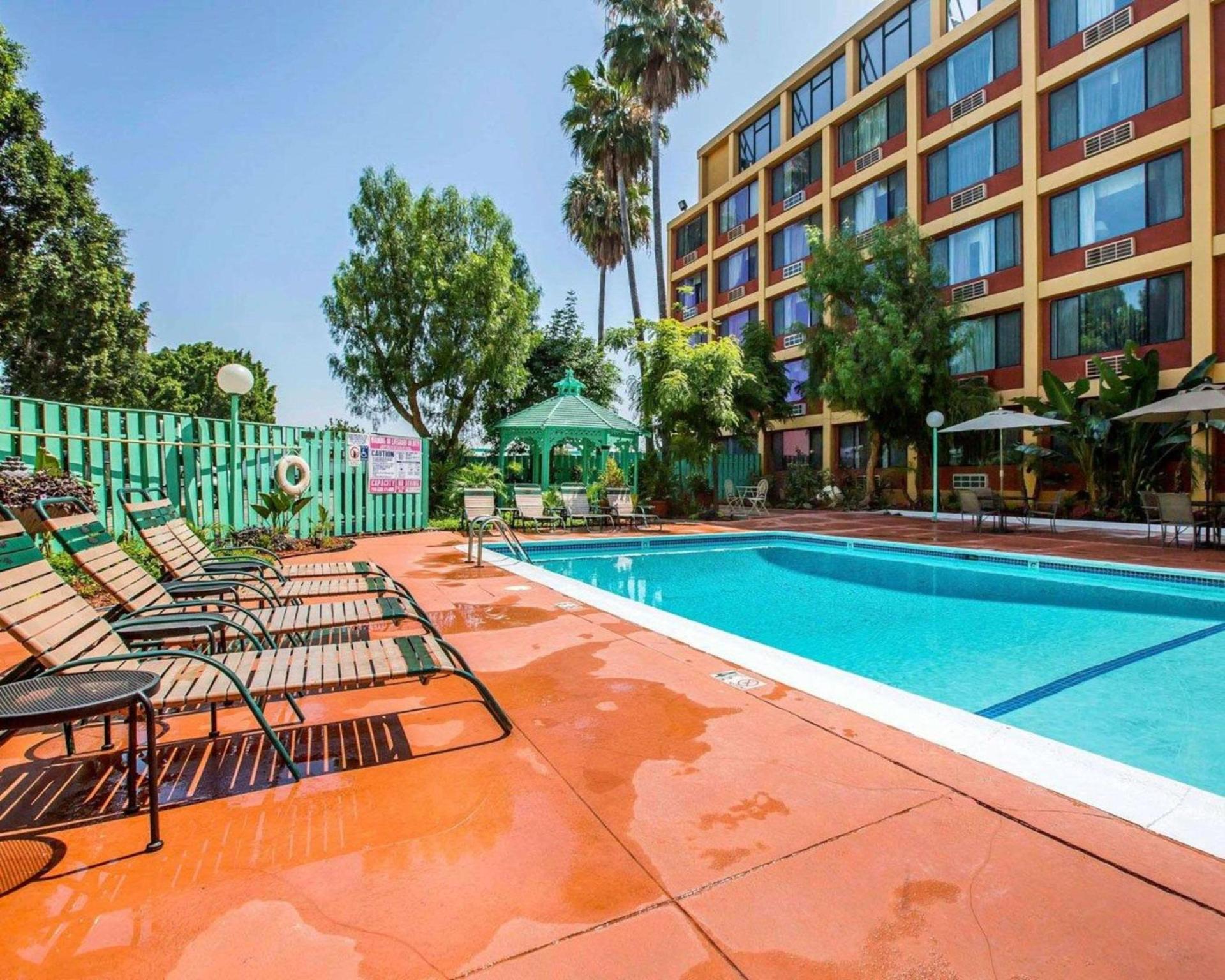 Quality Inn & Suites Montebello - Los Angeles photo 12