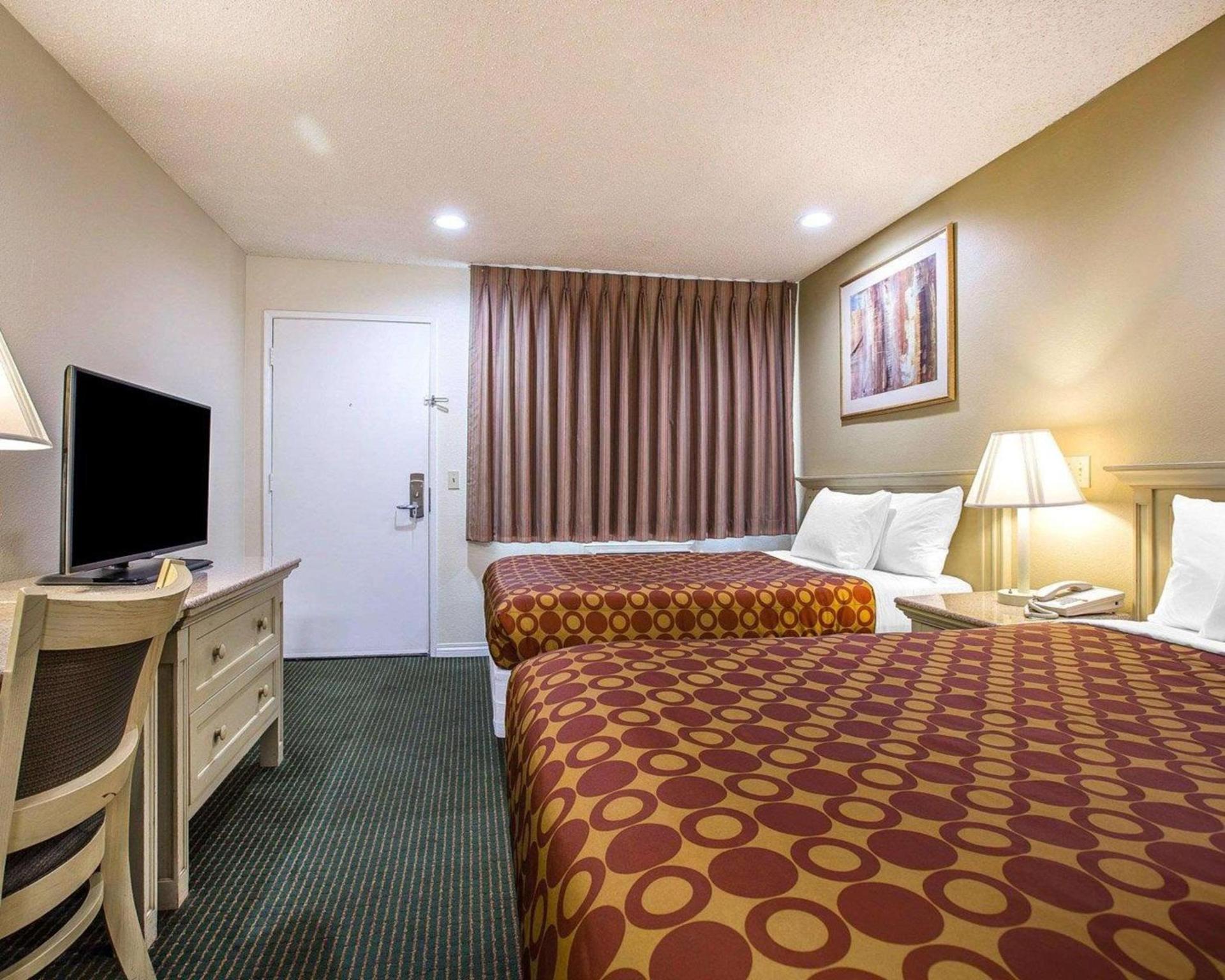 Rodeway Inn Santee San Diego East photo 14