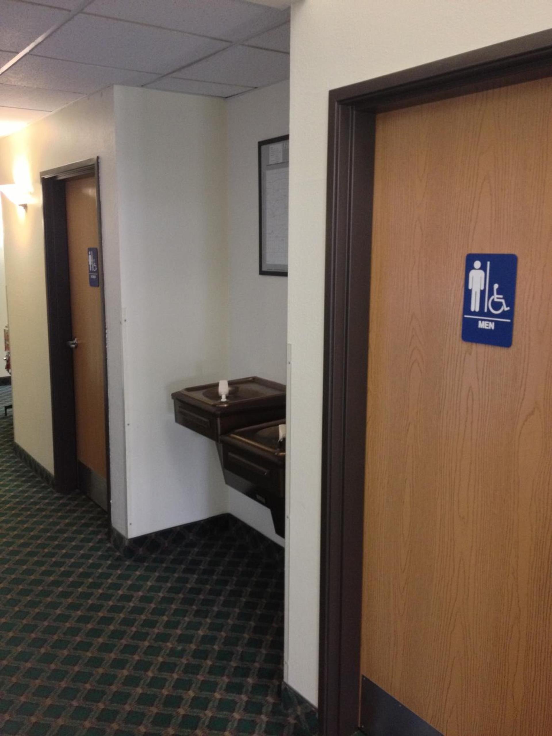 Americas Best Value Inn & Suites-Spring Valley photo 24