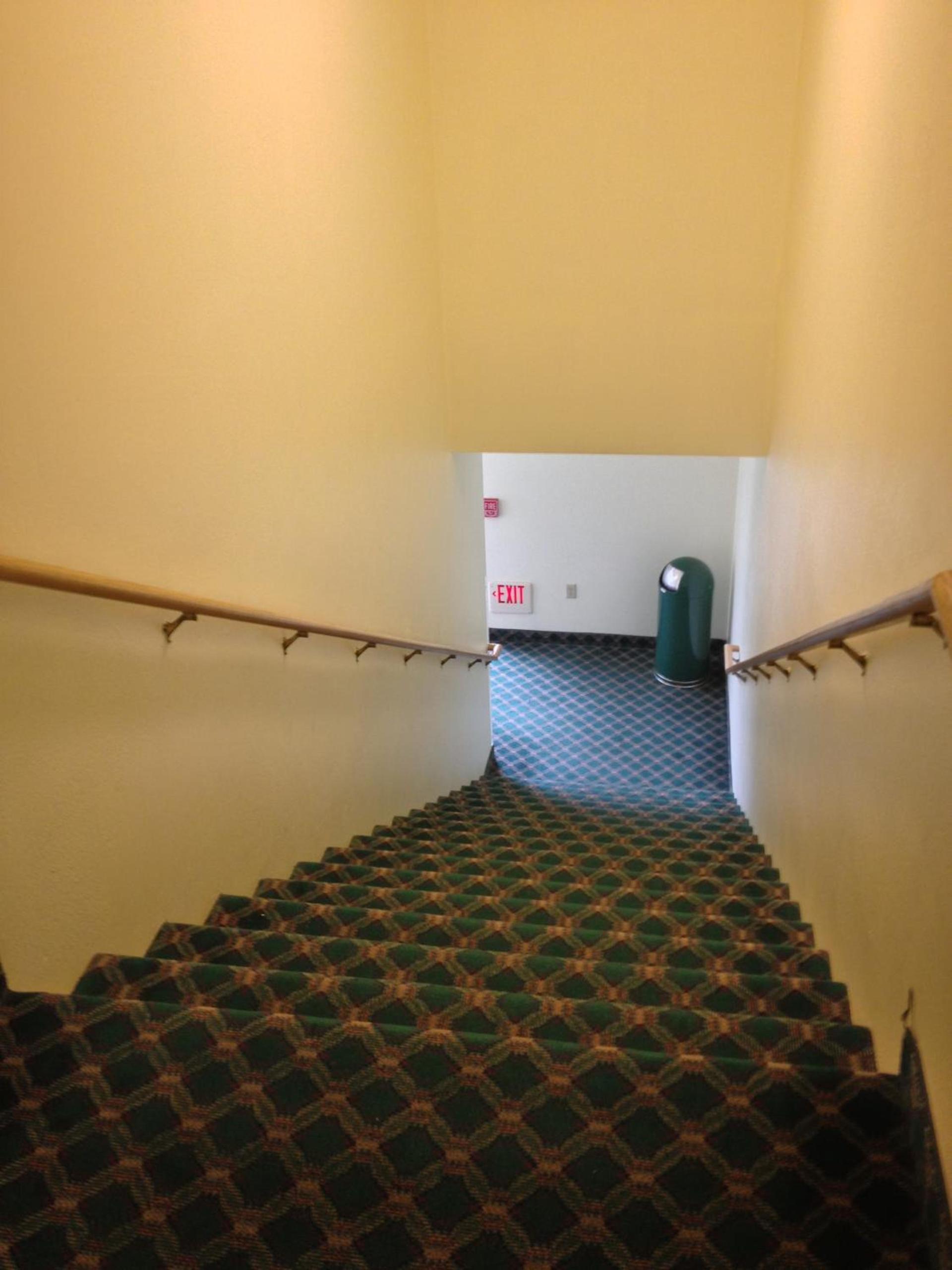 Americas Best Value Inn & Suites-Spring Valley photo 12