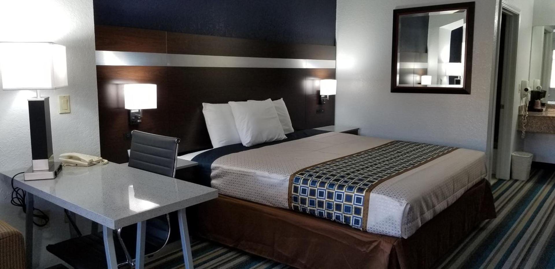 HomeBridge Inn and Suites photo 16