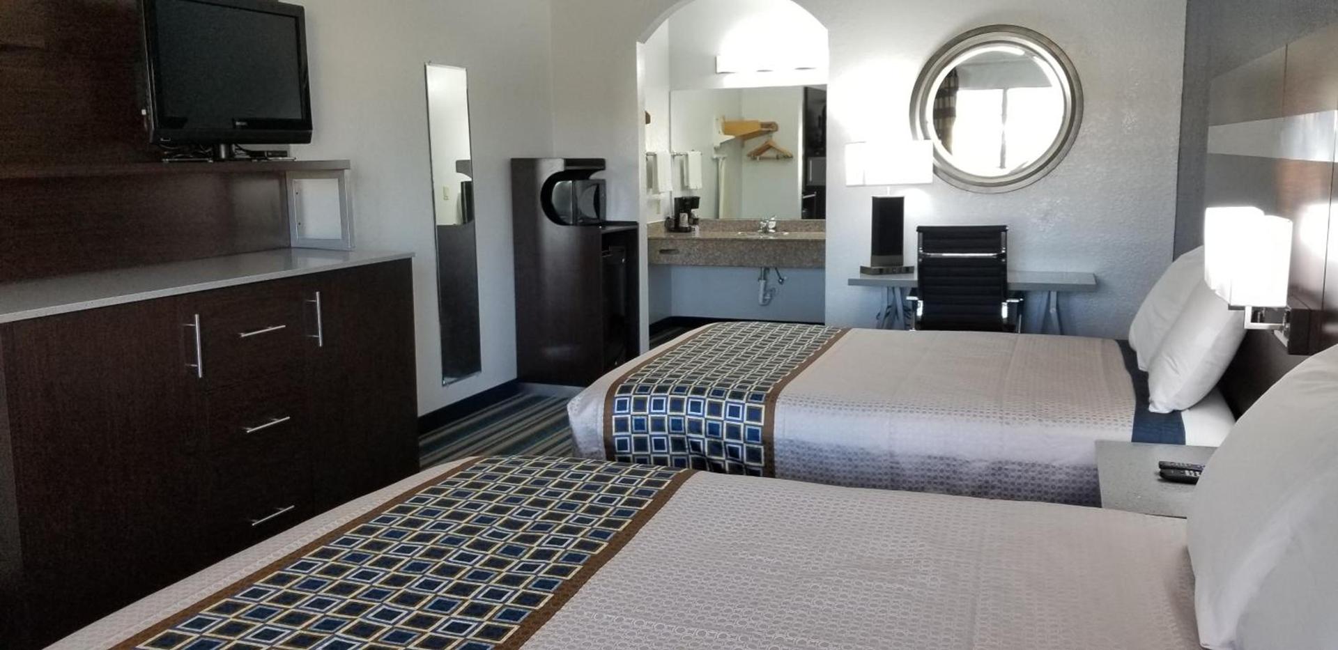 HomeBridge Inn and Suites photo 11