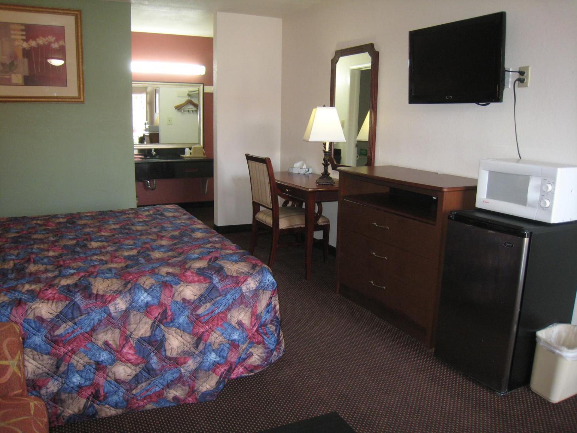 Motel 8 Maricopa photo 22