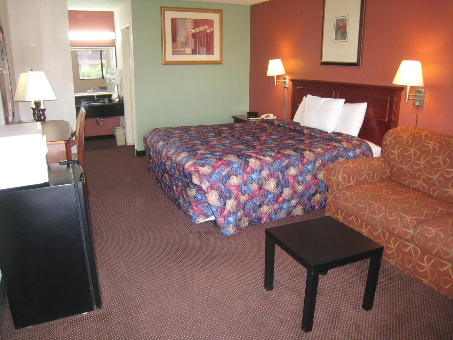 Motel 8 Maricopa photo 8