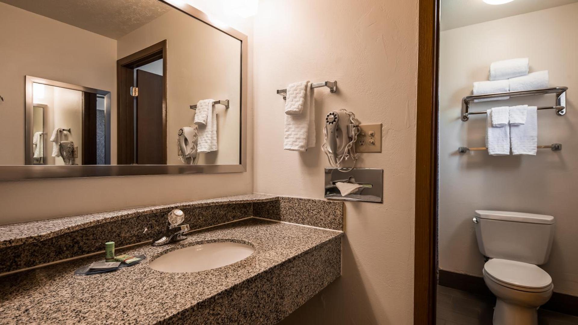Best Western Paradise Inn photo 13