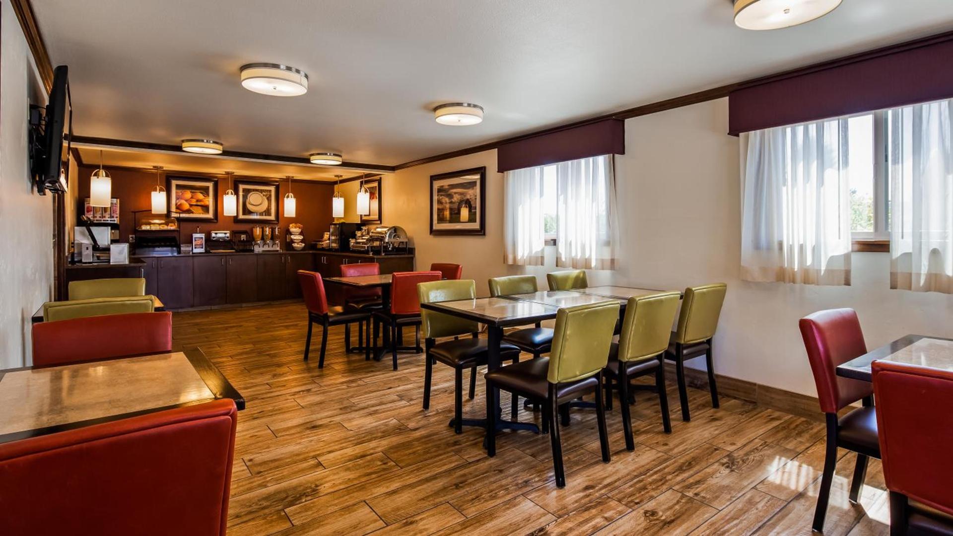 Best Western Paradise Inn photo 9