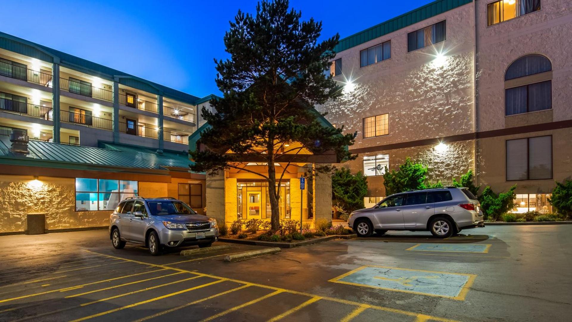 Best Western Plus Ocean View Resort photo 67