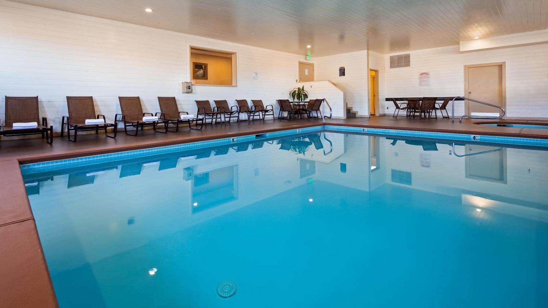 Best Western Inn & Suites photo 12