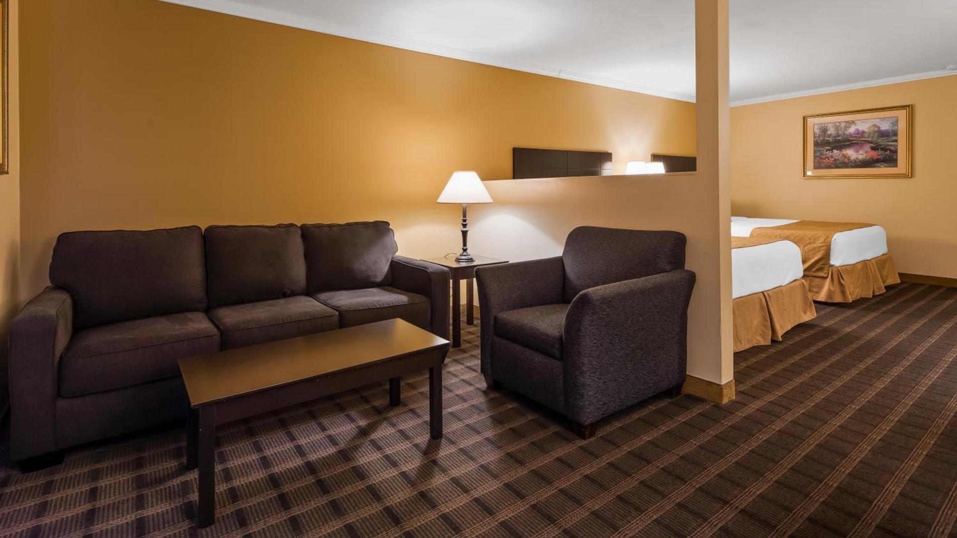 Best Western Inn & Suites photo 5