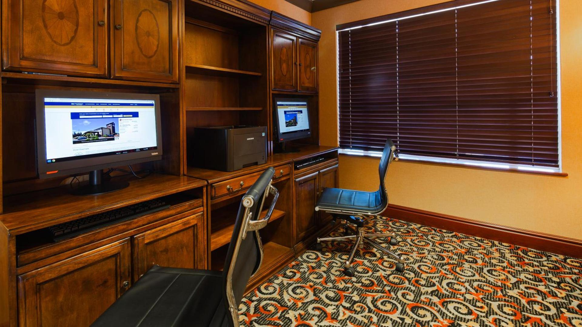 Best Western Cascade Inn & Suites photo 44