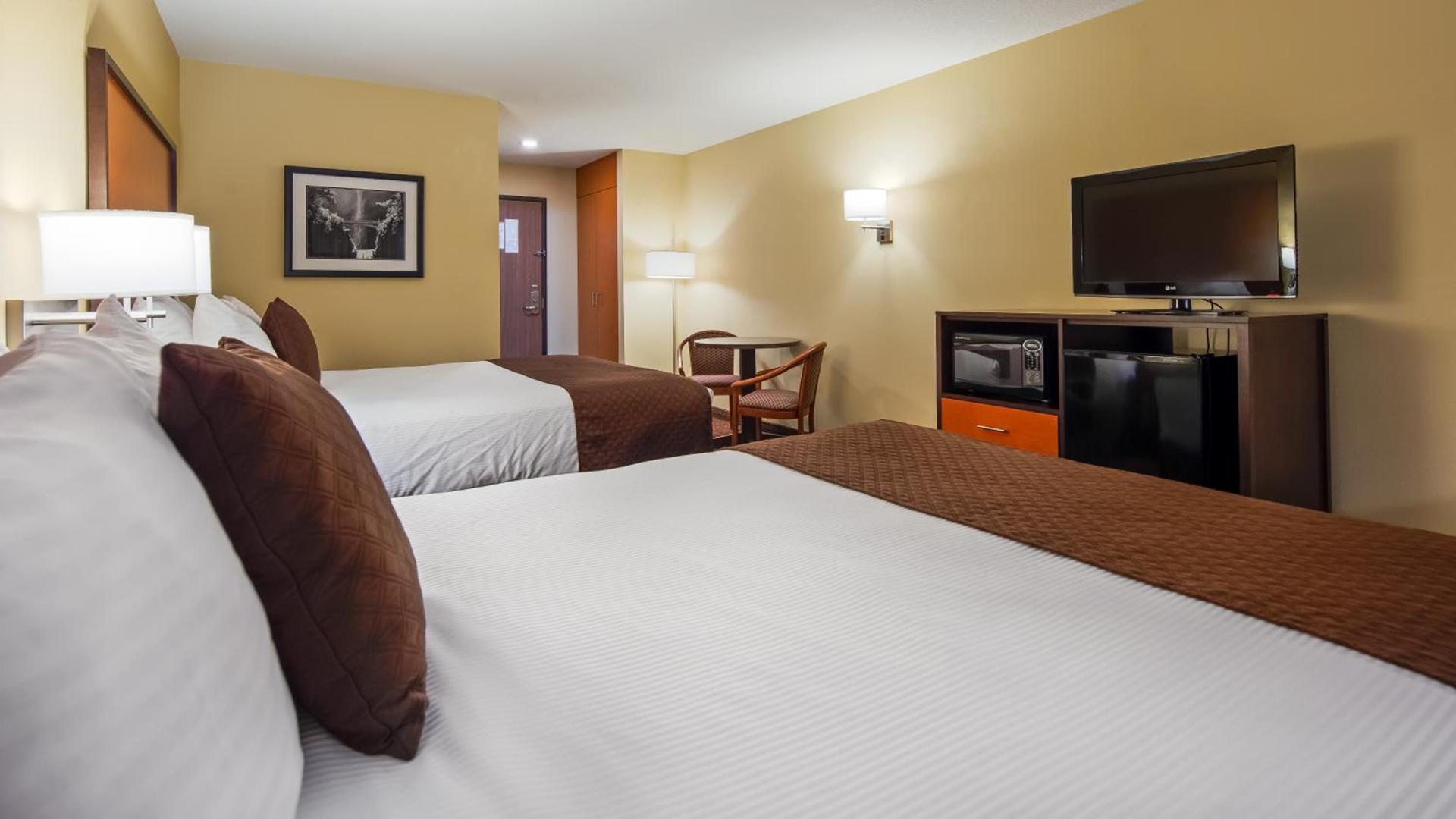 Best Western Cascade Inn & Suites photo 38